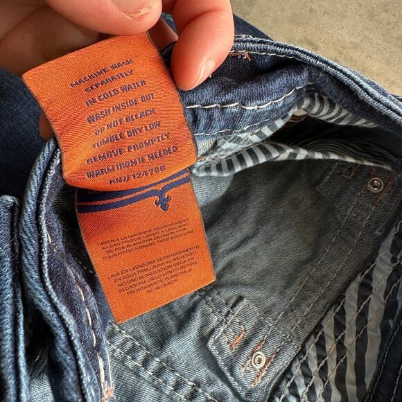 Rock Revival Essie Easy Straight Jeans Women's 27 Dark Wash Distressed Denim - Picture 8 of 15